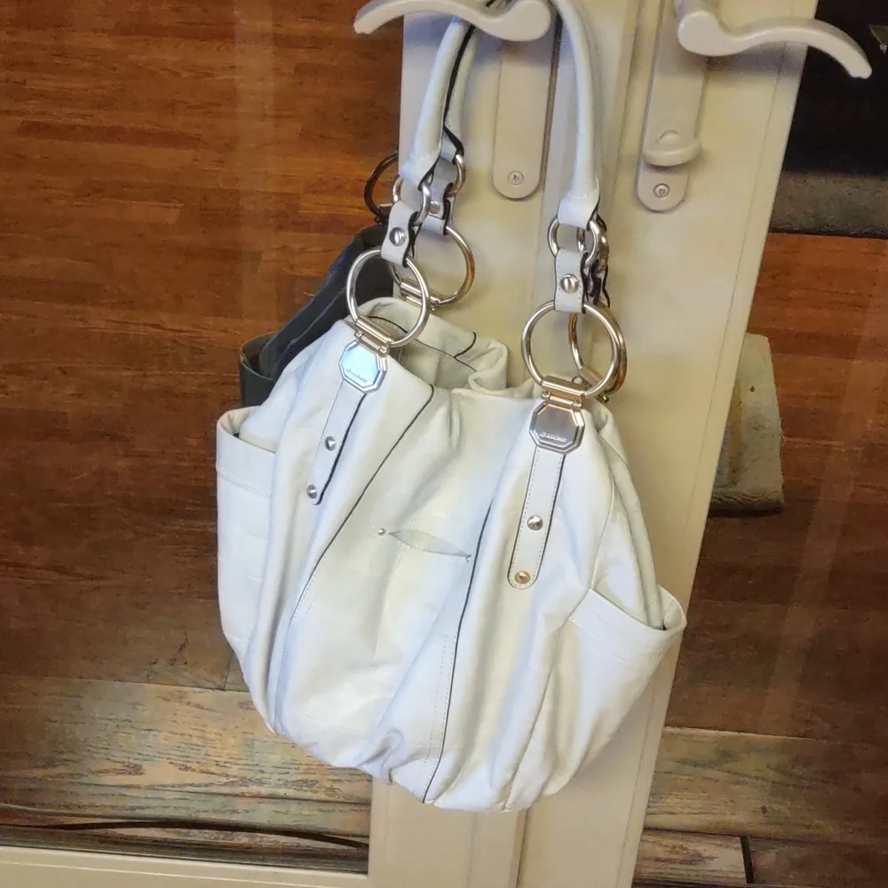 B MAKOWSKY Saddle White Embossed Large shoulder bag, tote - Picture 2 of 7